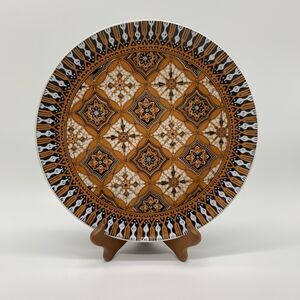 Batik Toscany Dinner Round Serving Plate Brown Black 10.25 inch Fine China Japan